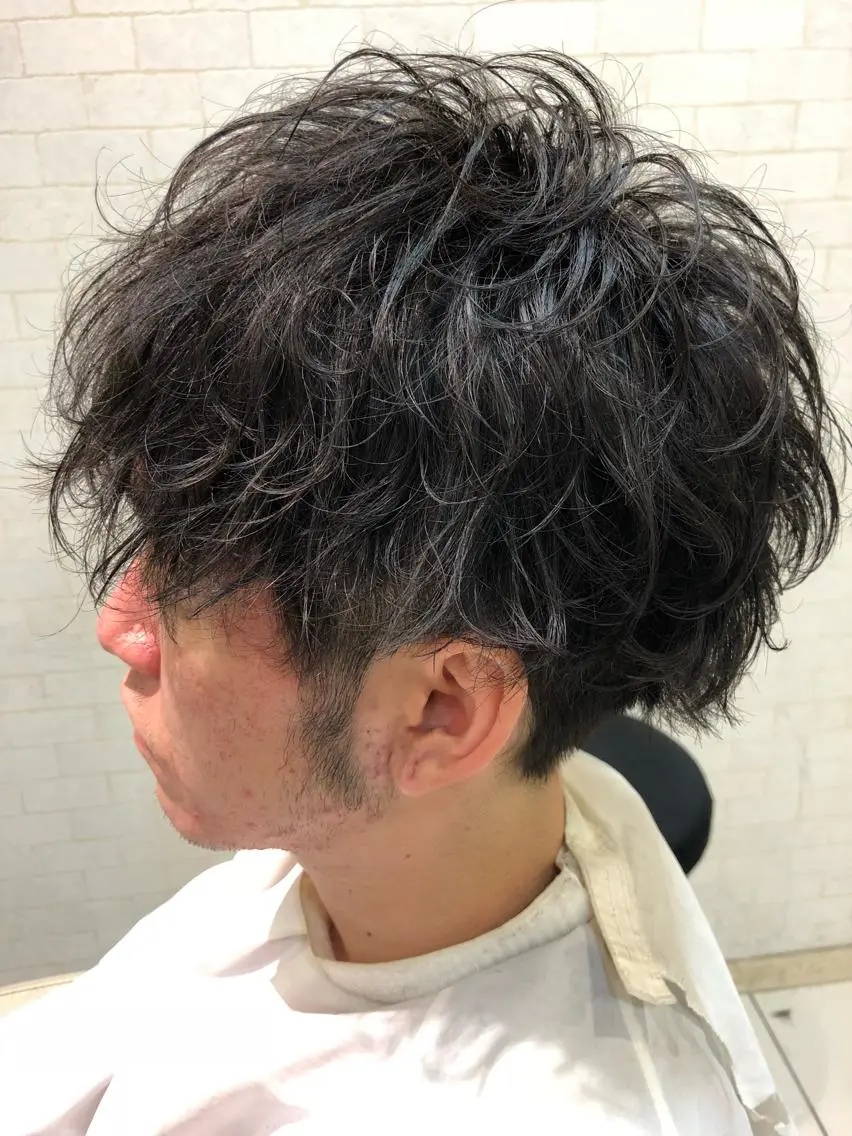 ショート パーマ メンズ メンズパーマ Lit.豊橋 夏目のヘアスタイル