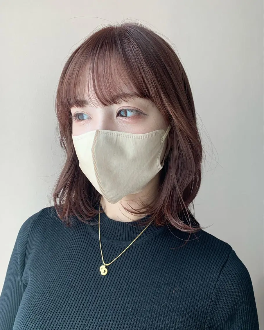 ミディアム カラー ミディアムレイヤー ベージュカラー ケアカラー ピンクカラー ピンクベージュ カット ヘアカラー トリートメント hubhair レイヤー/透明感のヘアスタイル