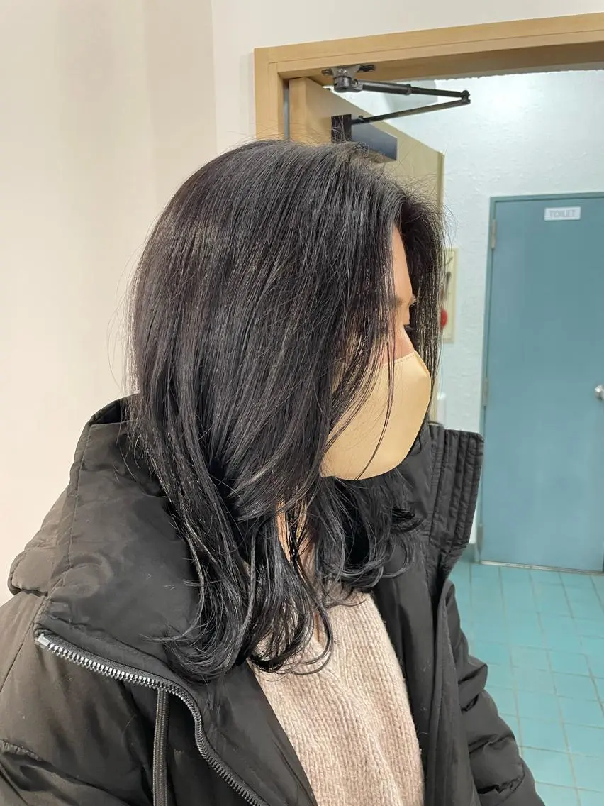 ミディアム カラー アッシュ アッシュグレー 透明感カラー カット ヘアカラー トリートメント AMANE🌼 ハヤシサオリのヘアスタイル