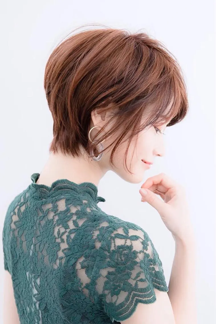 ショート ショートヘア Lond enikaのヘアスタイル