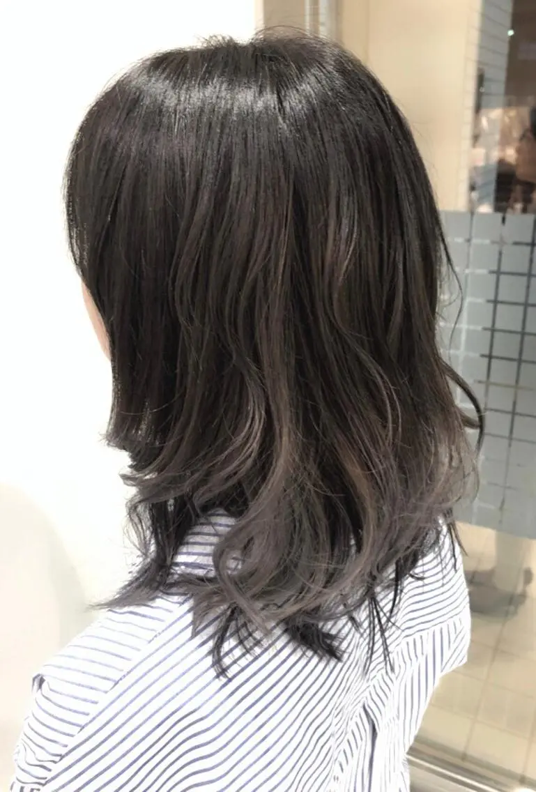 ミディアム カラー グラデーションカラー 宮林　努 / Ash 日野店のヘアスタイル