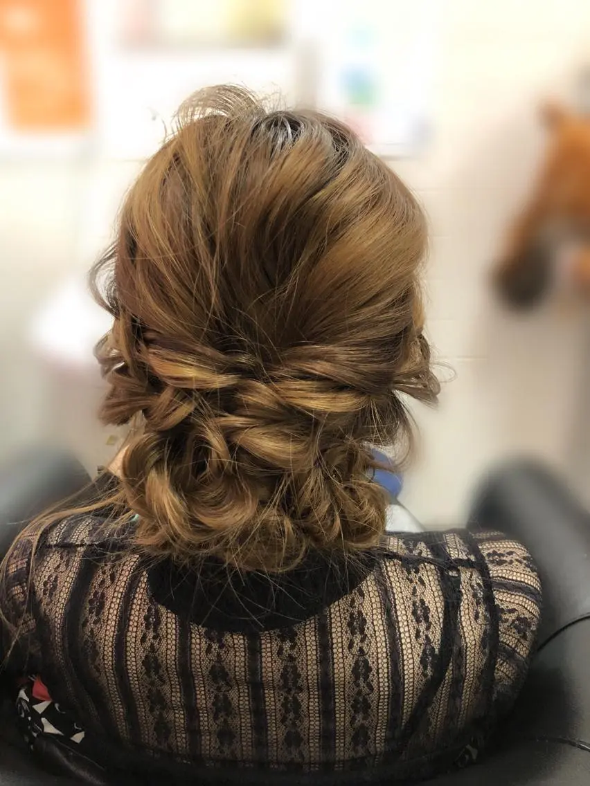 ヘアアレンジ 毛利 明代のエステ・リラクイメージ