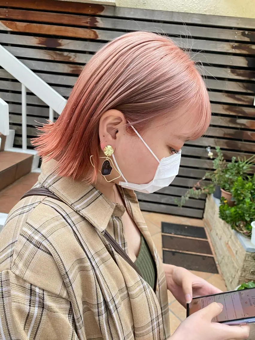 ミディアム エクステ ハイトーン 💭黒崎ハルカのヘアスタイル