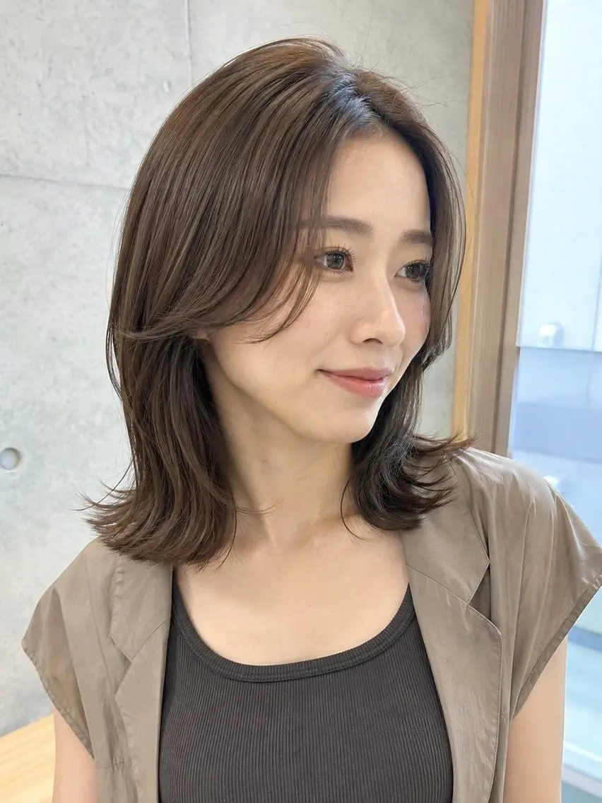 ミディアム カラー ボブレイヤー ミディアムレイヤー グレージュ ボブ 髪質改善 似合わせ/髪質改善 カラー/minoriのヘアスタイル