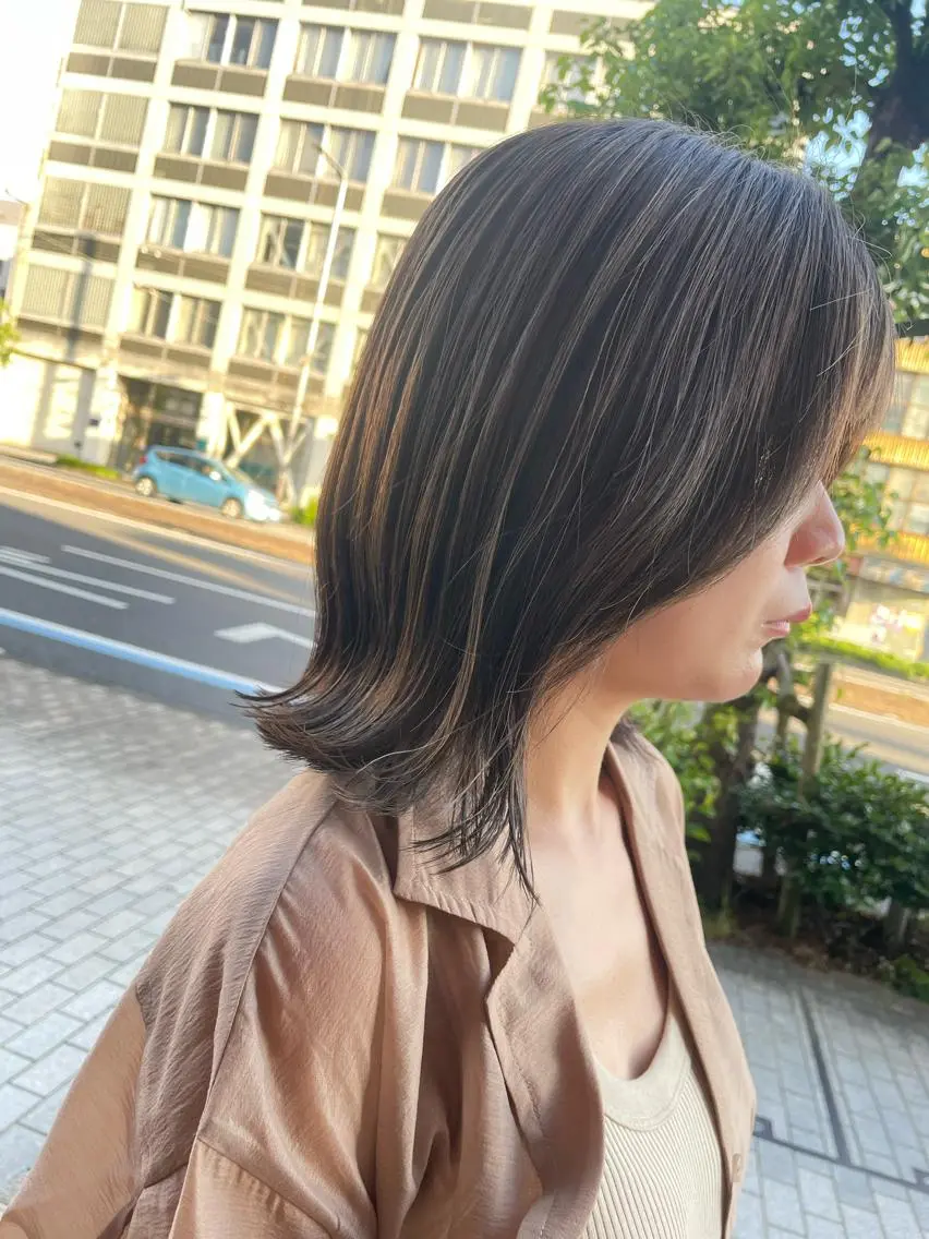 ミディアム カラー ベージュカラー オレンジ Era Hatsuneのヘアスタイル