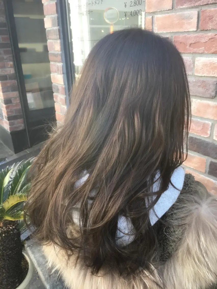 ロング カラー イルミナカラー 永井大樹✨ 透明感カラー✨のヘアスタイル