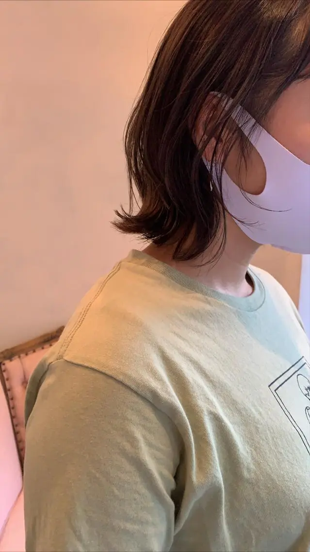 カラー SAKINO ベージュカラーのヘアスタイル