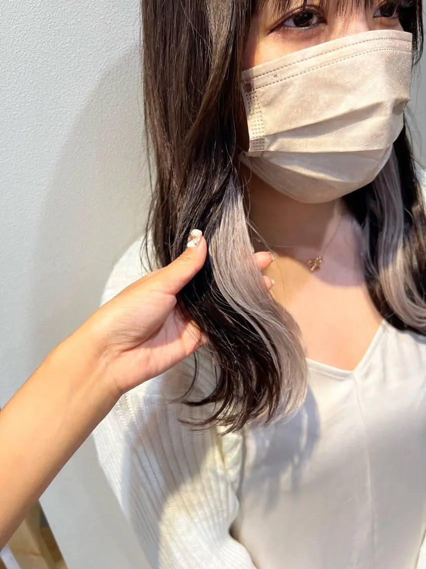 セミロング ココルアナ 豊中美容室のヘアスタイル