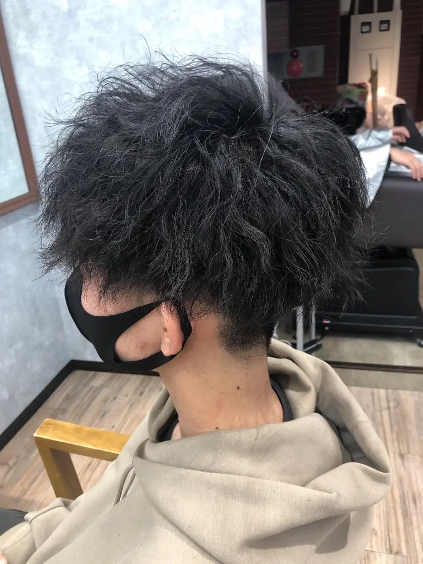 ショート メンズ メンズパーマ メンズツイストパーマ ツイストパーマ いとう ひろたかのヘアスタイル