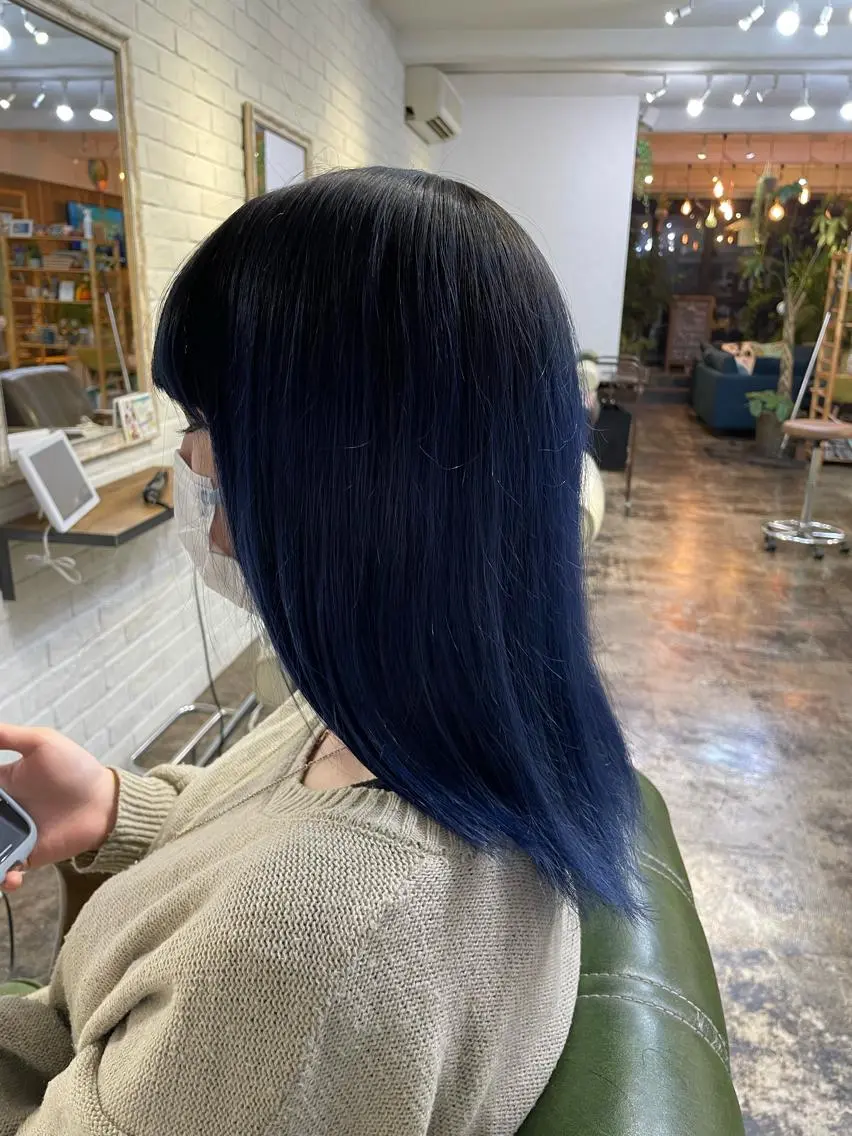 カラー ブルーカラー ネイビーカラー ✨透明感カラー🌱 上村 舜のヘアスタイル