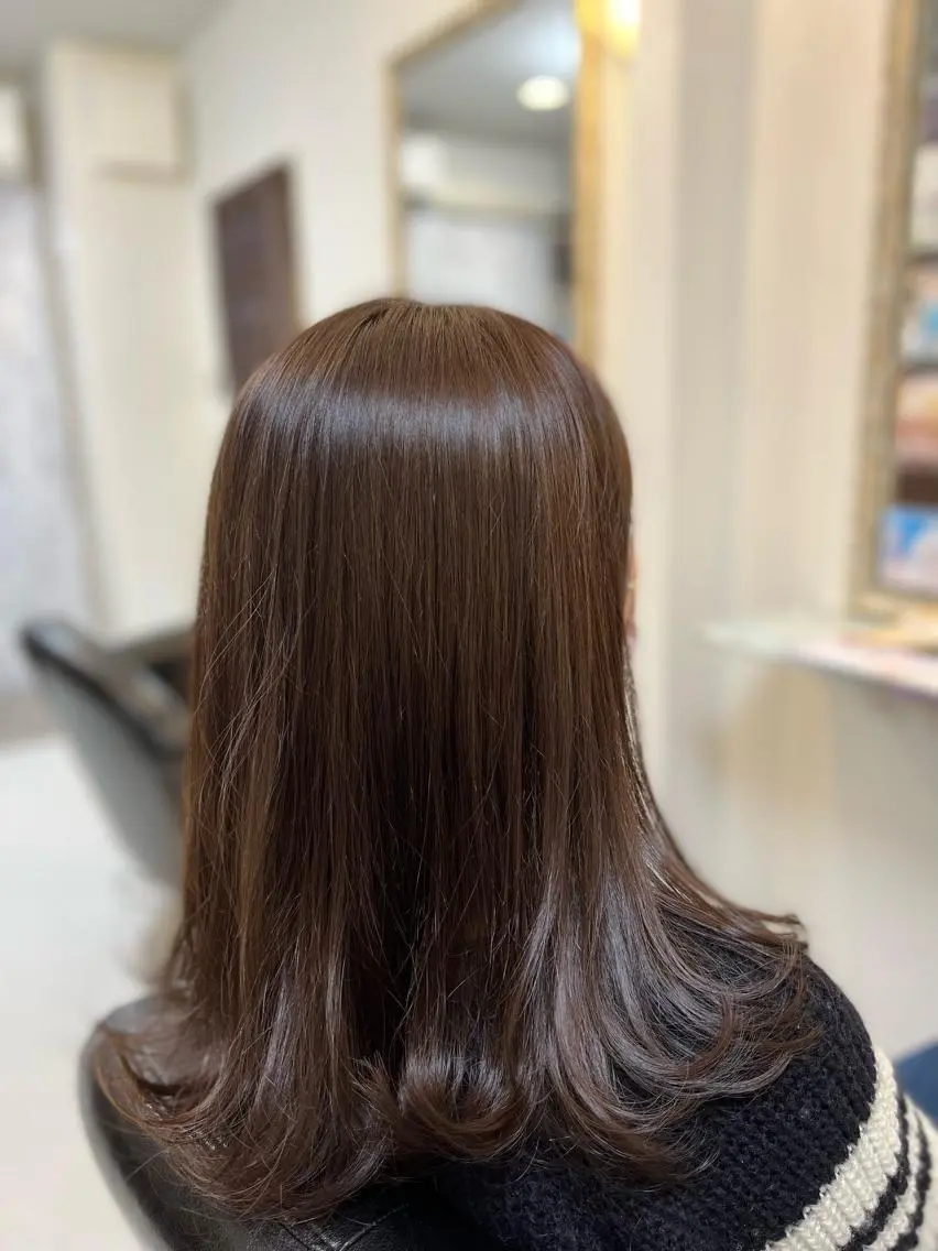 ミディアム カラー ベージュカラー 透明感カラー KEN 🌟のヘアスタイル