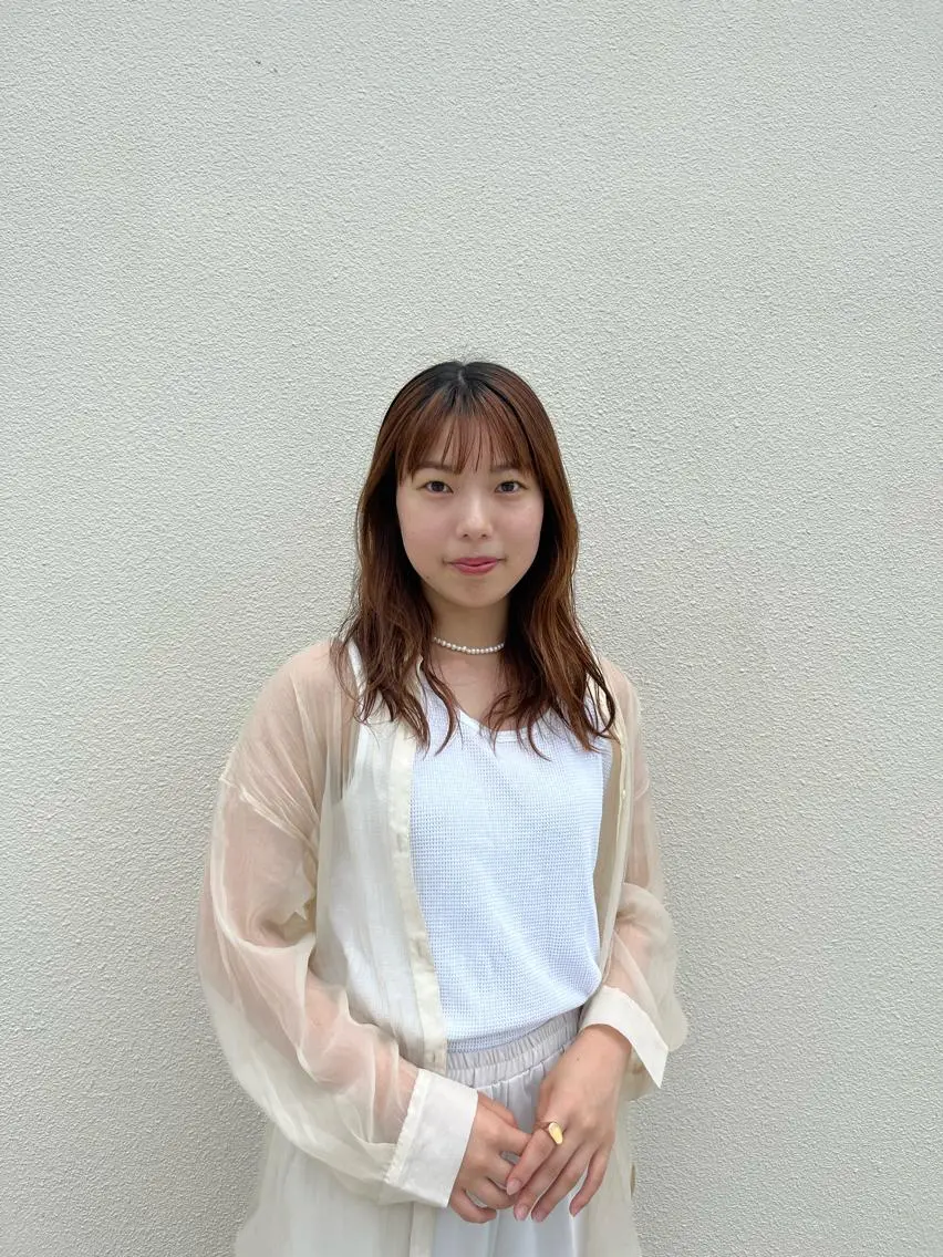 セミロング 透明感カラー/レイヤ ー/縮毛/暗髪/銀座のヘアスタイル