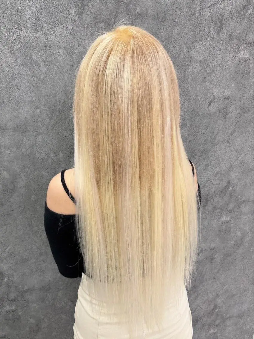 カラー ロング シールエクステ バレイヤージュ ベージュカラー ブリーチ ケアブリーチ エクステ 外れにくいエク💚 EST梅田TAKIのヘアスタイル