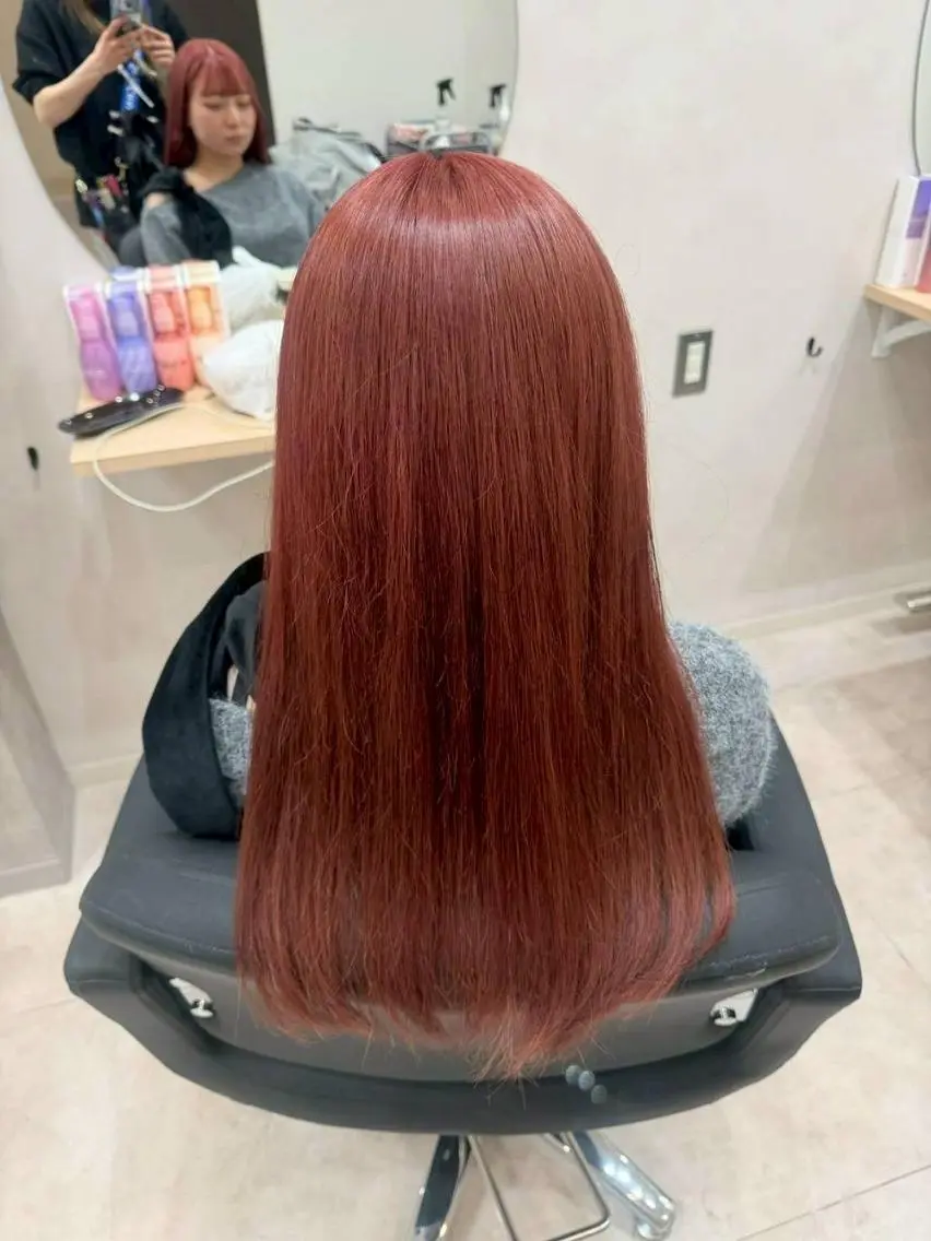 セミロング 山崎 彩稀のヘアスタイル