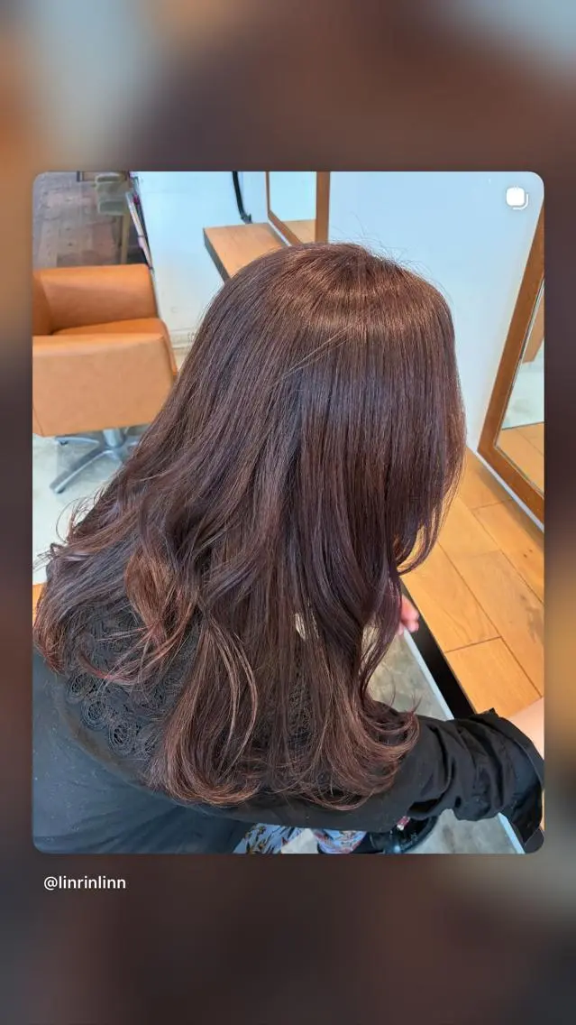 セミロング カラー パーマ ラベンダーカラー 三浦 仁美のヘアスタイル