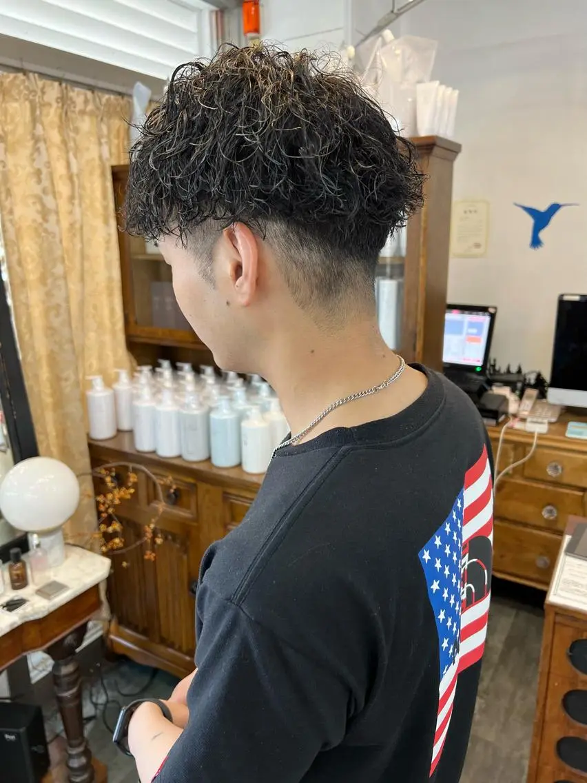 ショート カラー パーマ ハイライトカラー ハイライト LOMARLIE JURIAのヘアスタイル