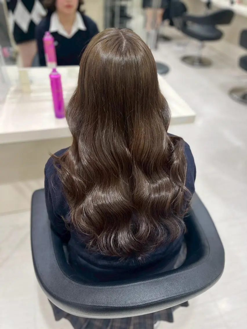 ロング ヘアカラー ハイトーンカラー 🎀アカデミー札幌のヘアスタイル
