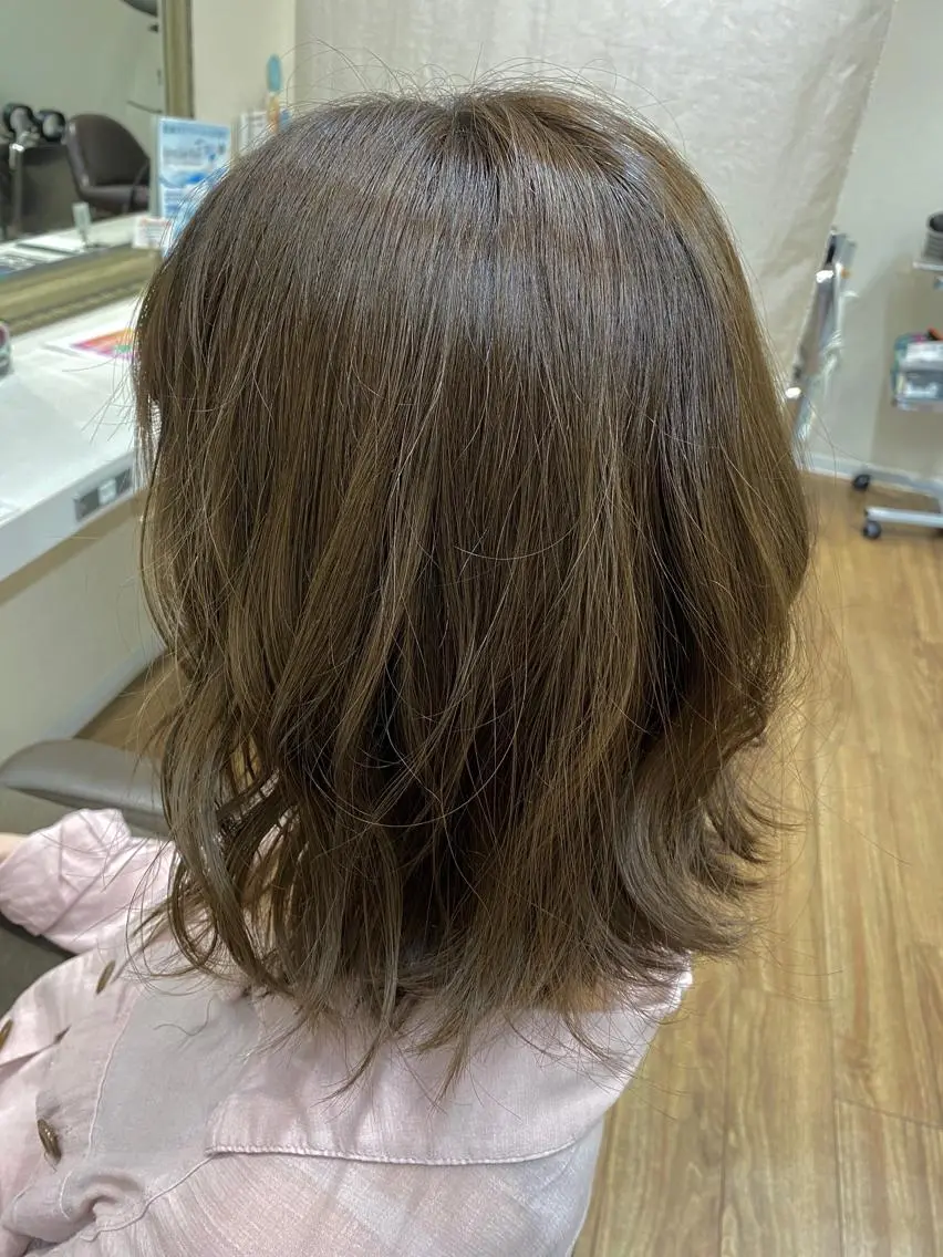 ミディアム カラー カット ヘアカラー トリートメント 透明感カラー/韓国 ヘア🩶yuri🩵のヘアスタイル