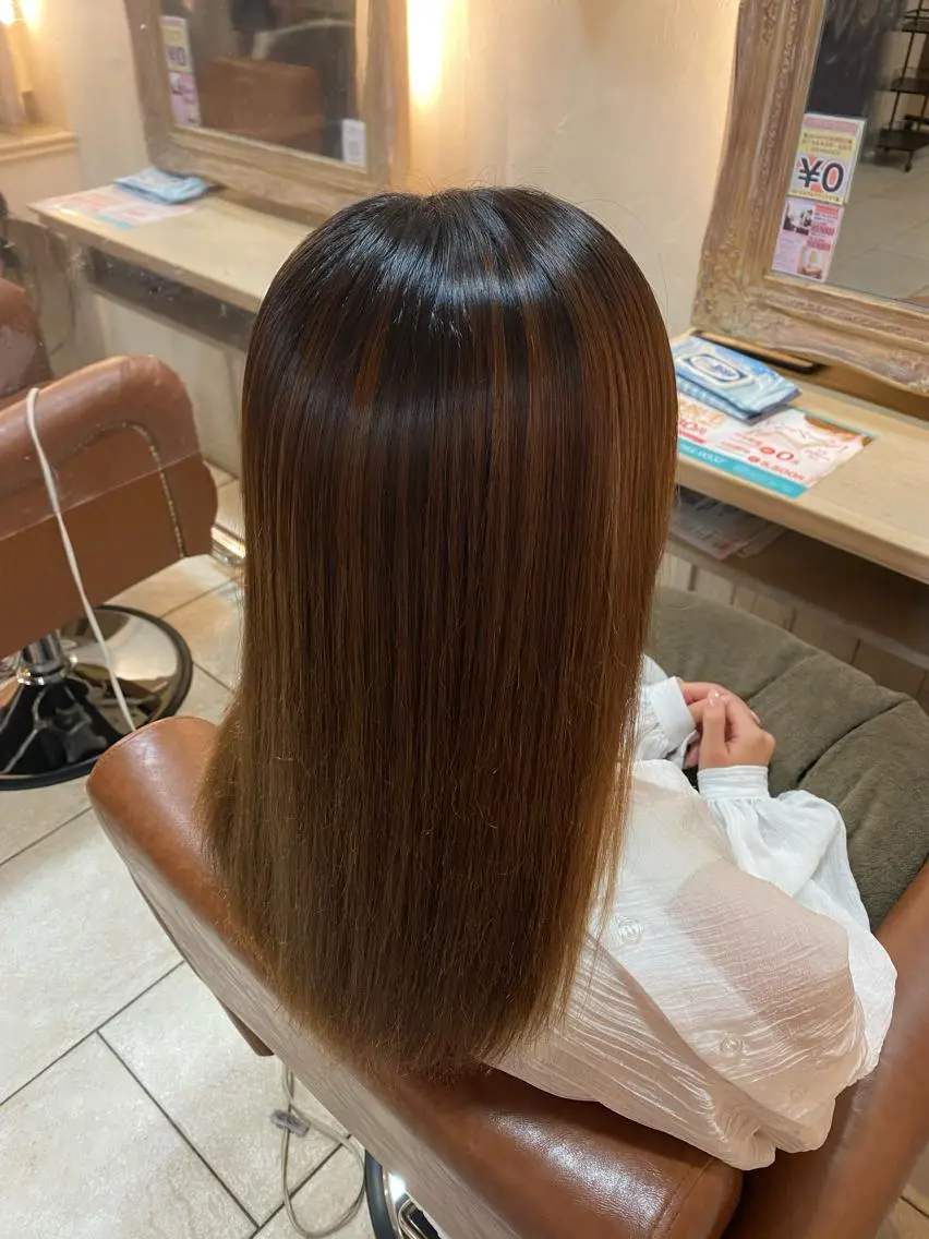 ロング パーマ ストレートパーマ 井上 日菜乃のヘアスタイル
