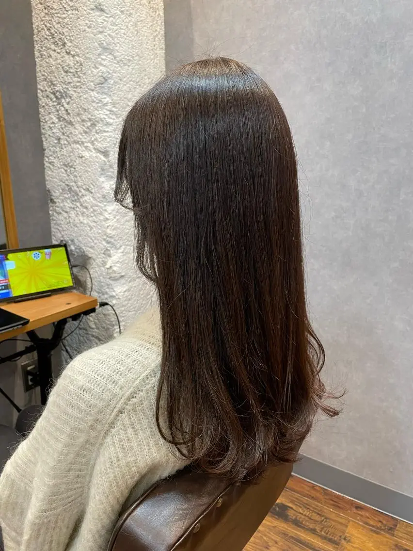 ロング カラー ベージュカラー フォギーベージュ ツヤ美髪💐 髪質改善/高山愛来のヘアスタイル