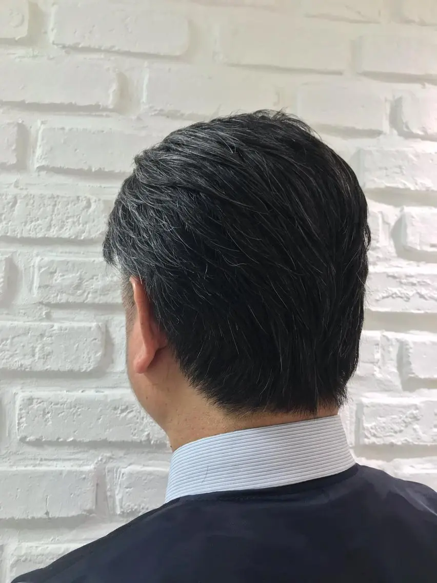 ショート メンズ ビジネス ツーブロック 【暖色カラー特化】 中山由梨のヘアスタイル