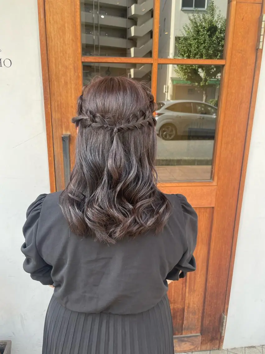セミロング カラー ヘアアレンジ ヘアセット いまじゅく あおいのヘアスタイル