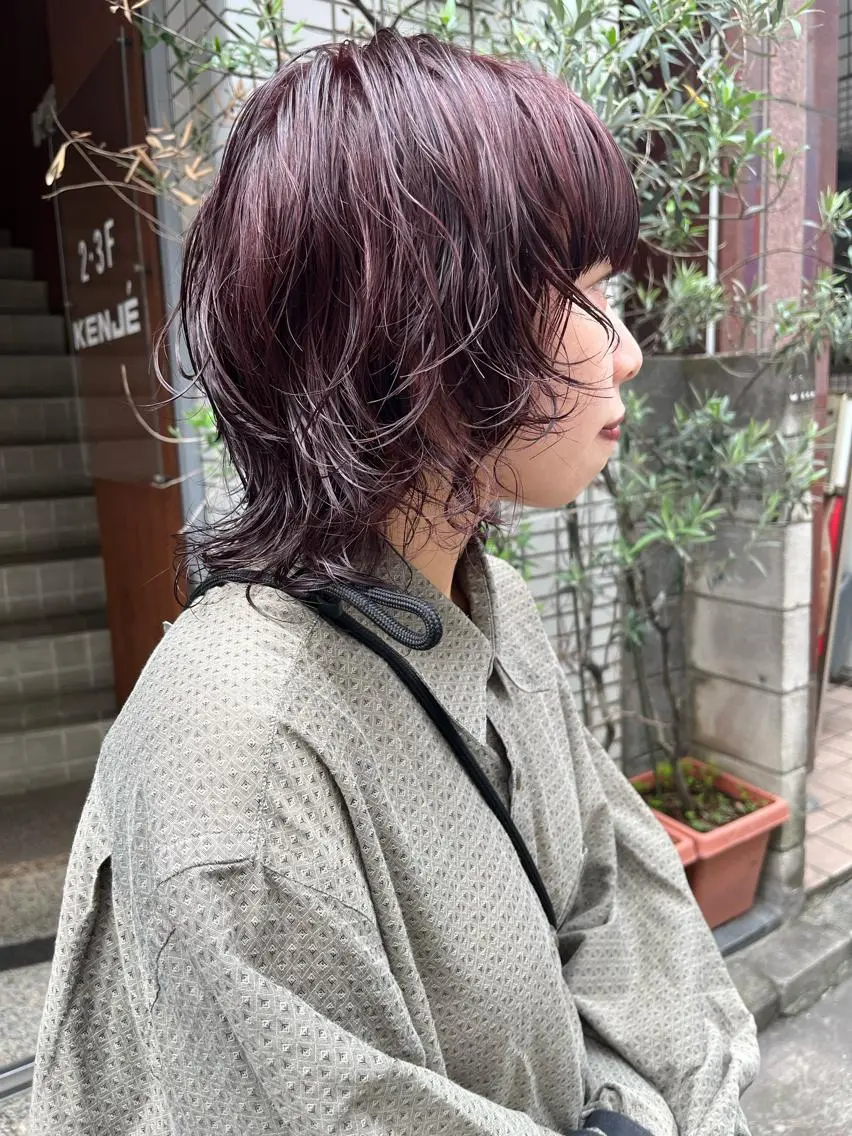 ミディアム パーマ 🐩透明感ミルクティ ーピンクニイナ🐩のヘアスタイル