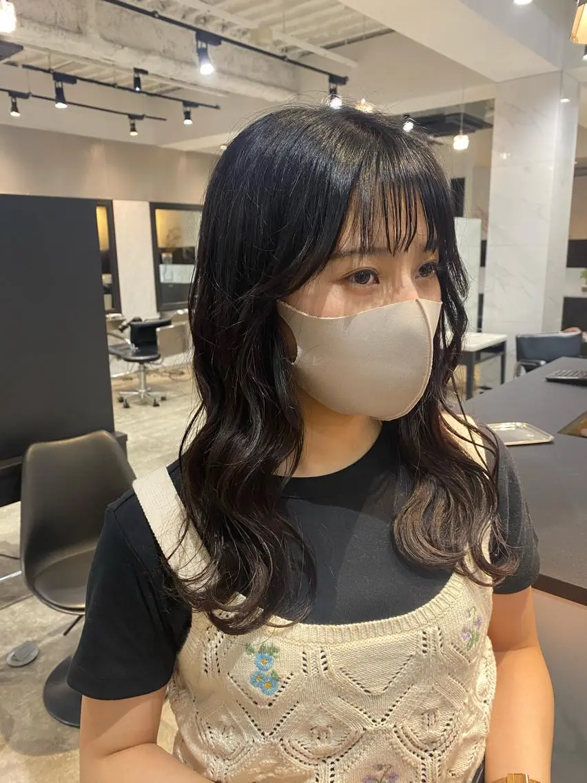 ロング カラー パーマ ヘアアレンジ 新宿⌇韓国風ヘア ⌇透明感カラーのヘアスタイル