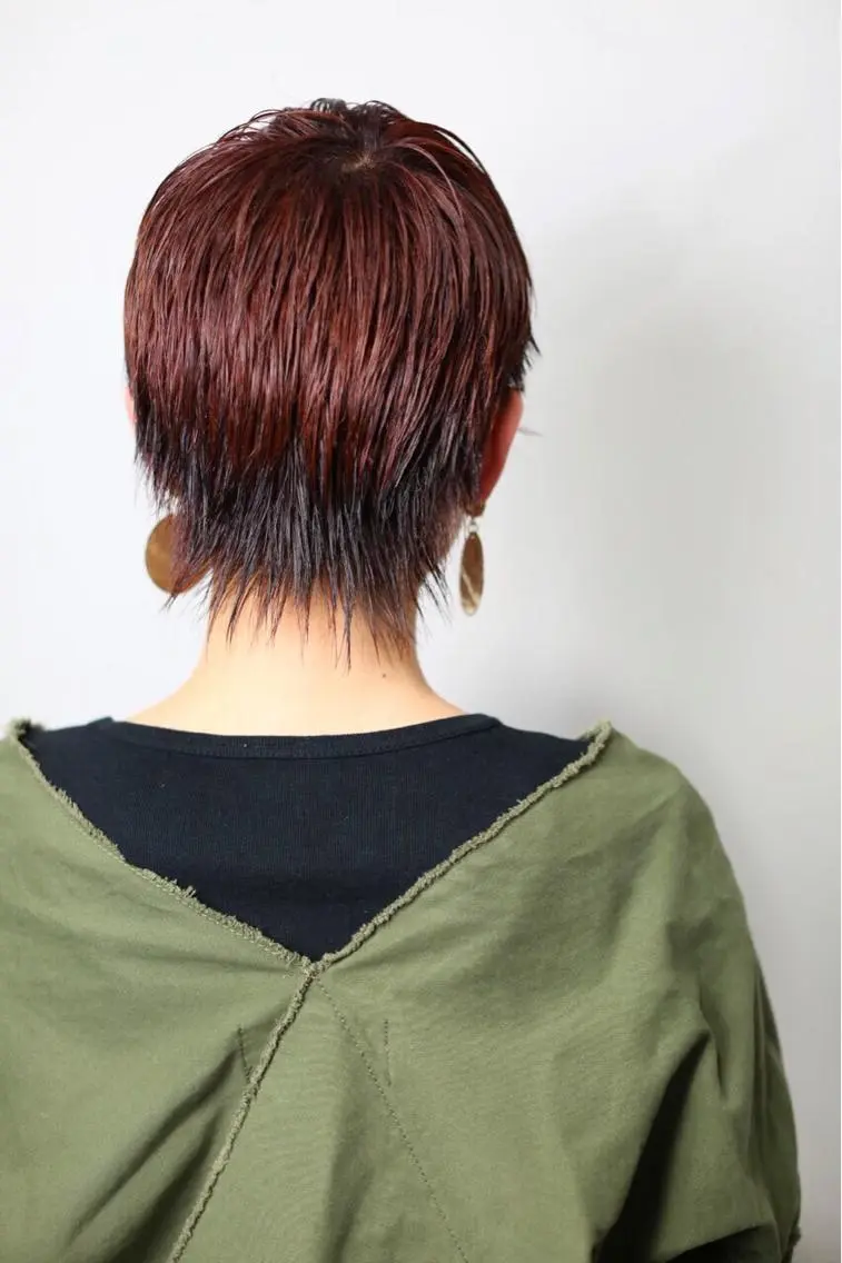 ショート ショートレイヤー レイヤーカット ショートヘア 中野 恵脩のヘアスタイル