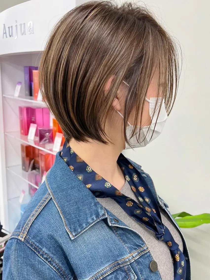ショート カラー ショートボブ バレイヤージュ ブリーチ ケアブリーチ ダブルカラー カット ヘアカラー トリートメント 横浜 店長 橋場優のヘアスタイル