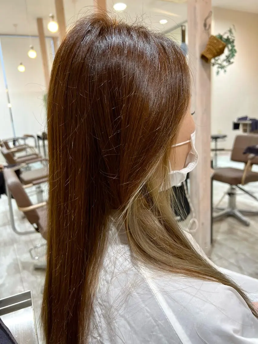 ロング カラー インナーカラー cyan Amiのヘアスタイル
