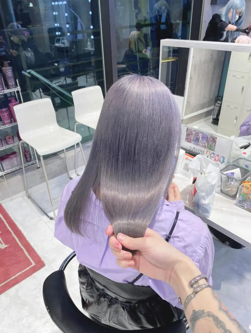 セミロング カラー パーマ ヘアアレンジ メンズ キッズ ネイル マツエク・マツパ アイブロウ 🎀ハイトーンNo .1🩵NaGiSaのヘアスタイル