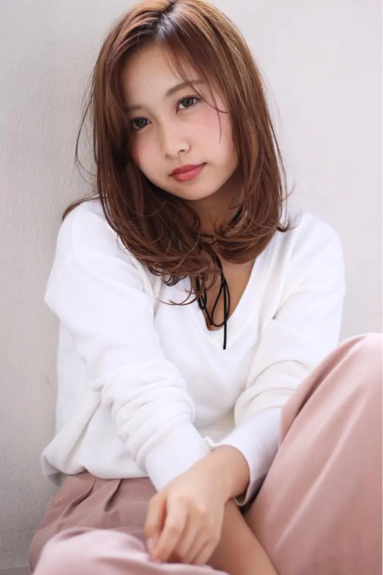 ミディアム 鎌倉 彩のヘアスタイル