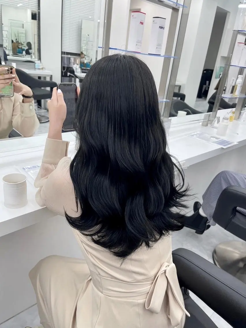 カラー 透明感カラー🌿 yuika🤎🍨のヘアスタイル