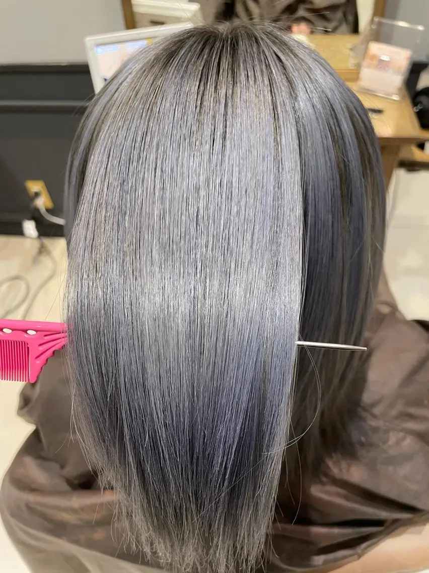 ミディアム カラー ブリーチ 髪質改善 茂木 結希のヘアスタイル