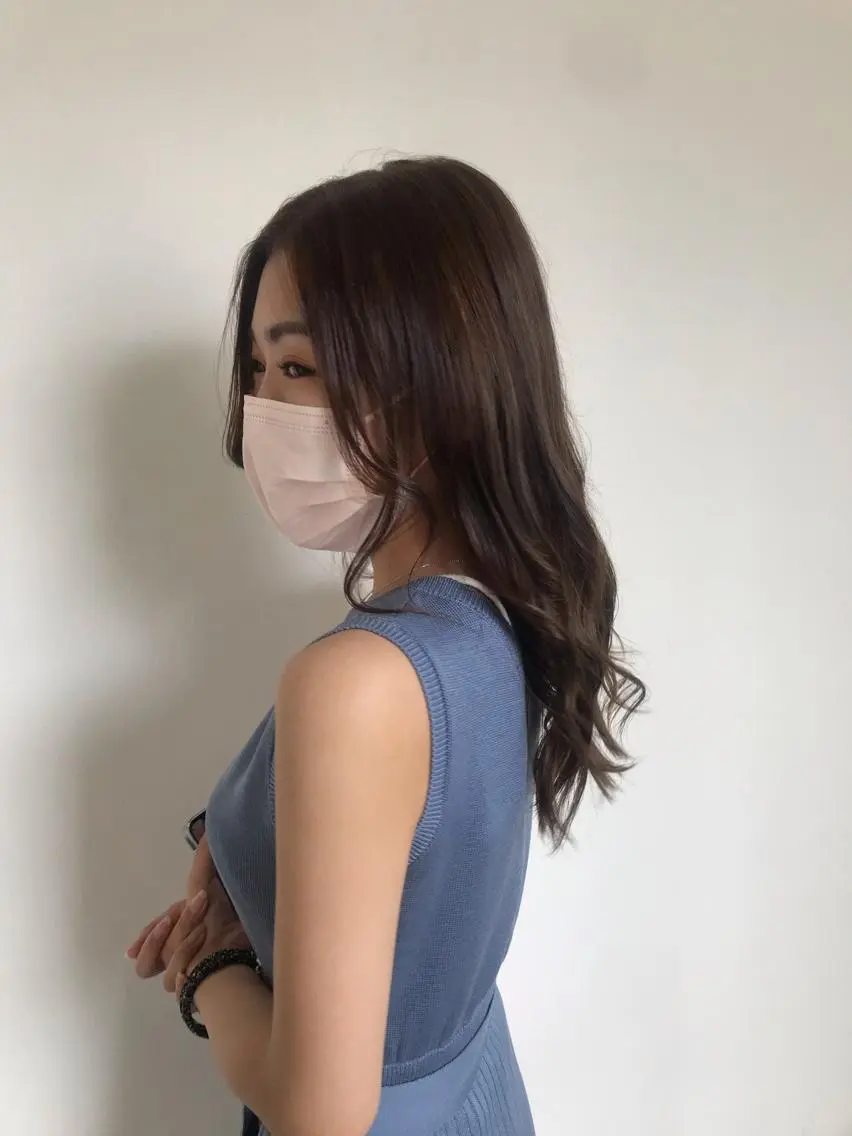 ロング 透明感カラー wacoのヘアスタイル