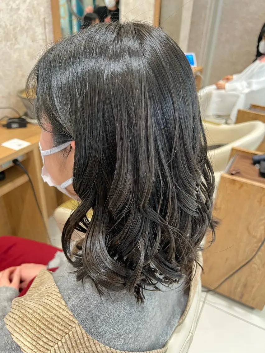 ロング カラー 佐伯蓮 🫧学割メニューありのヘアスタイル