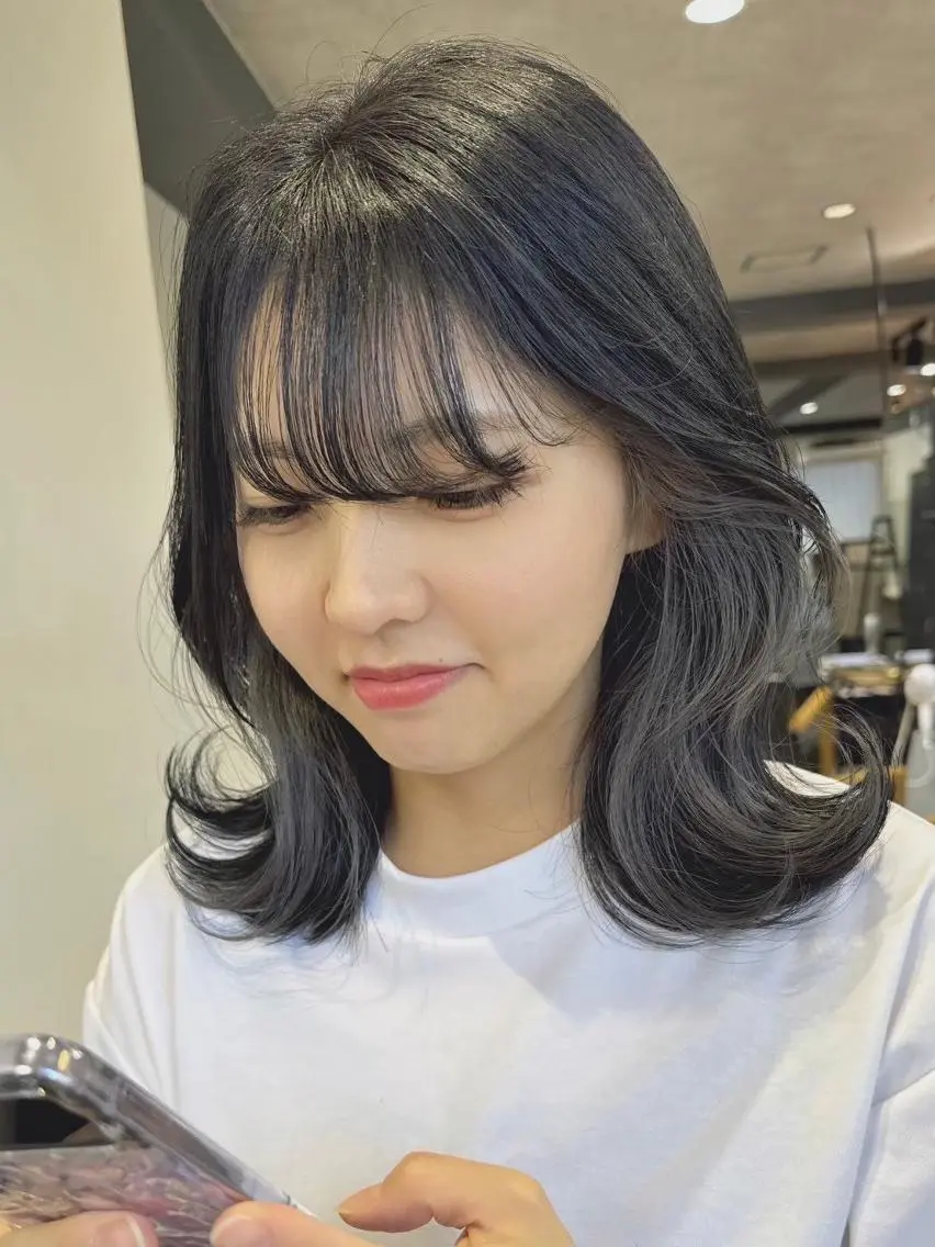 ミディアム カラー ヘアアレンジ 🎀ブリーチ ハイト ーン ♡Kanon♡のヘアスタイル