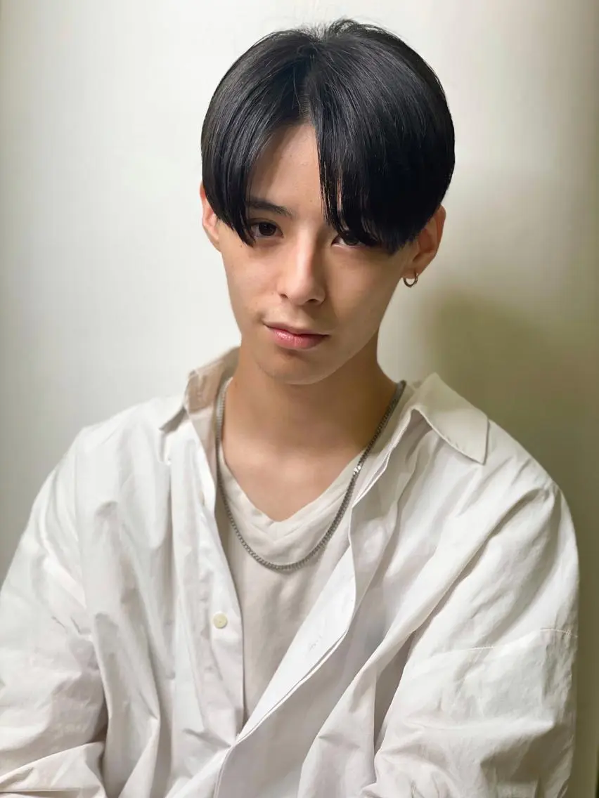 メンズ センターパート メンズパーマ 刈り上げ カット 【ニュアンスパーマ】 西岡拓海のヘアスタイル