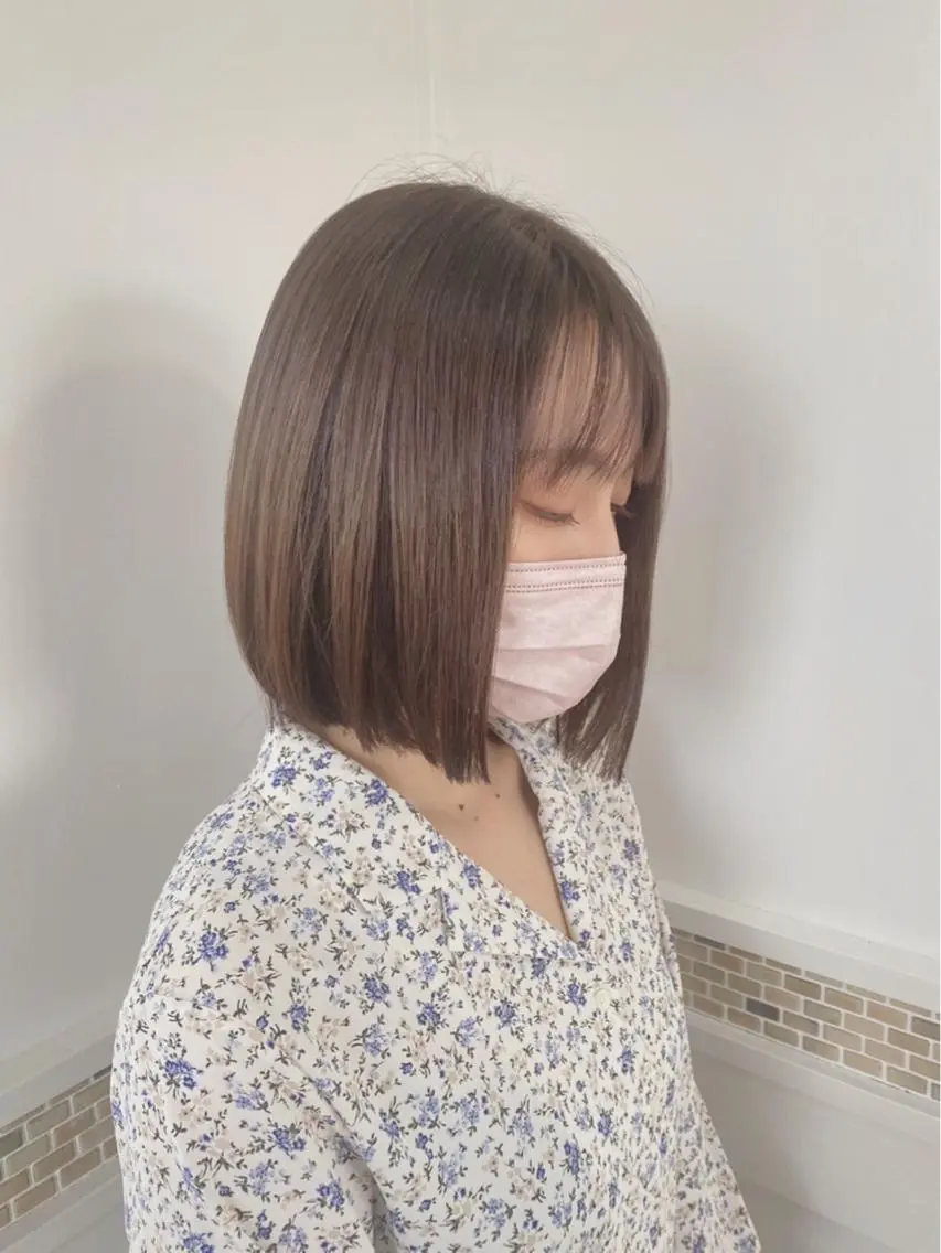 ミディアム カラー 切りっぱなしボブ ベージュカラー ボブ ヘアカラー トリートメント 田中 悠之のヘアスタイル