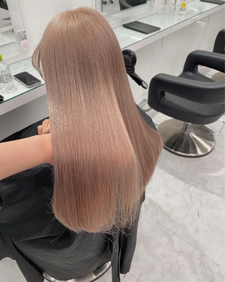 ロング カラー ヘアカラー トリートメント 💗🤍透明感カラー 🤍💗kanonのヘアスタイル
