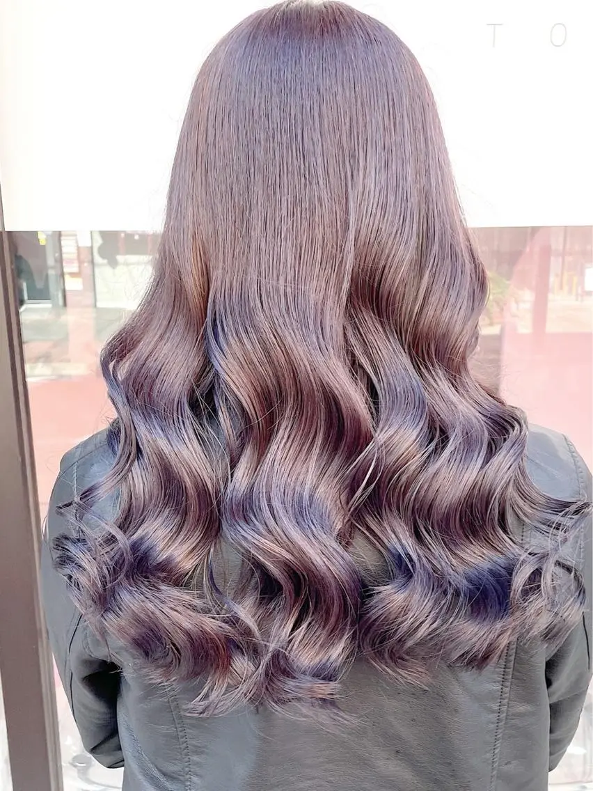ロング カラー ヘアアレンジ 🧸ミルクティー🧸 kousei🧸のヘアスタイル