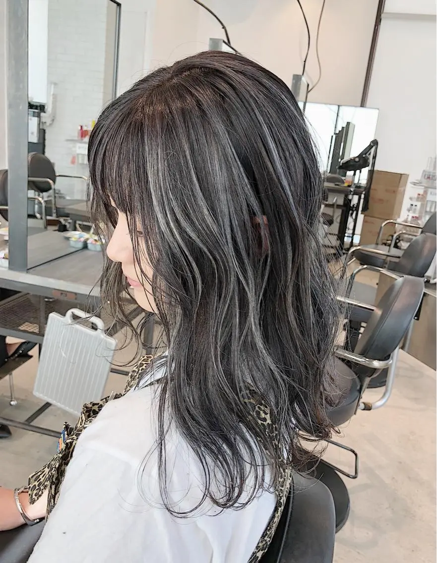セミロング カラー ブリーチ ハイライトカラー ハイライト ノンダメージ髪質改善 カラー💎/KURAのヘアスタイル