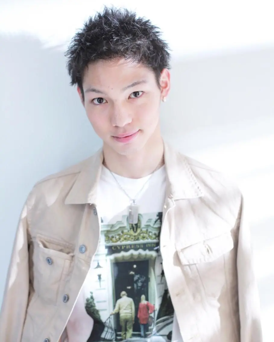 ショート カラー メンズ メンズショート 黒髪 ショートヘア メンズヘア特化 崎田 成人のヘアスタイル