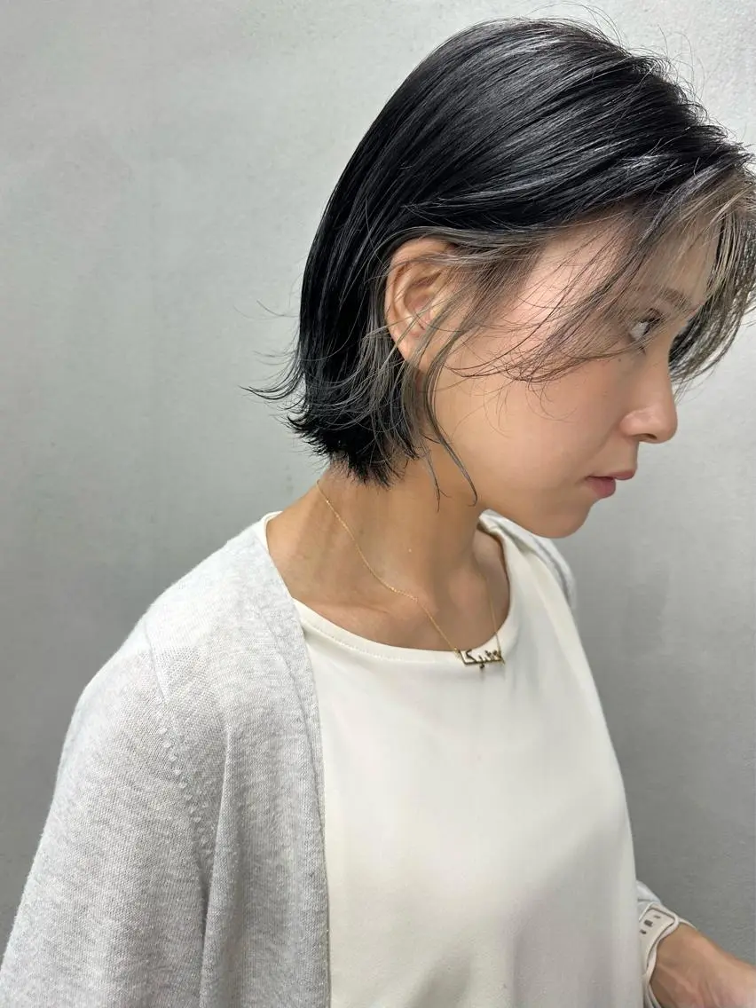 ショート カラー パーマ ヘアアレンジ メンズ キッズ ネイル マツエク・マツパ アイブロウ グレージュ ホワイト #tag 稗田綾加のヘアスタイル