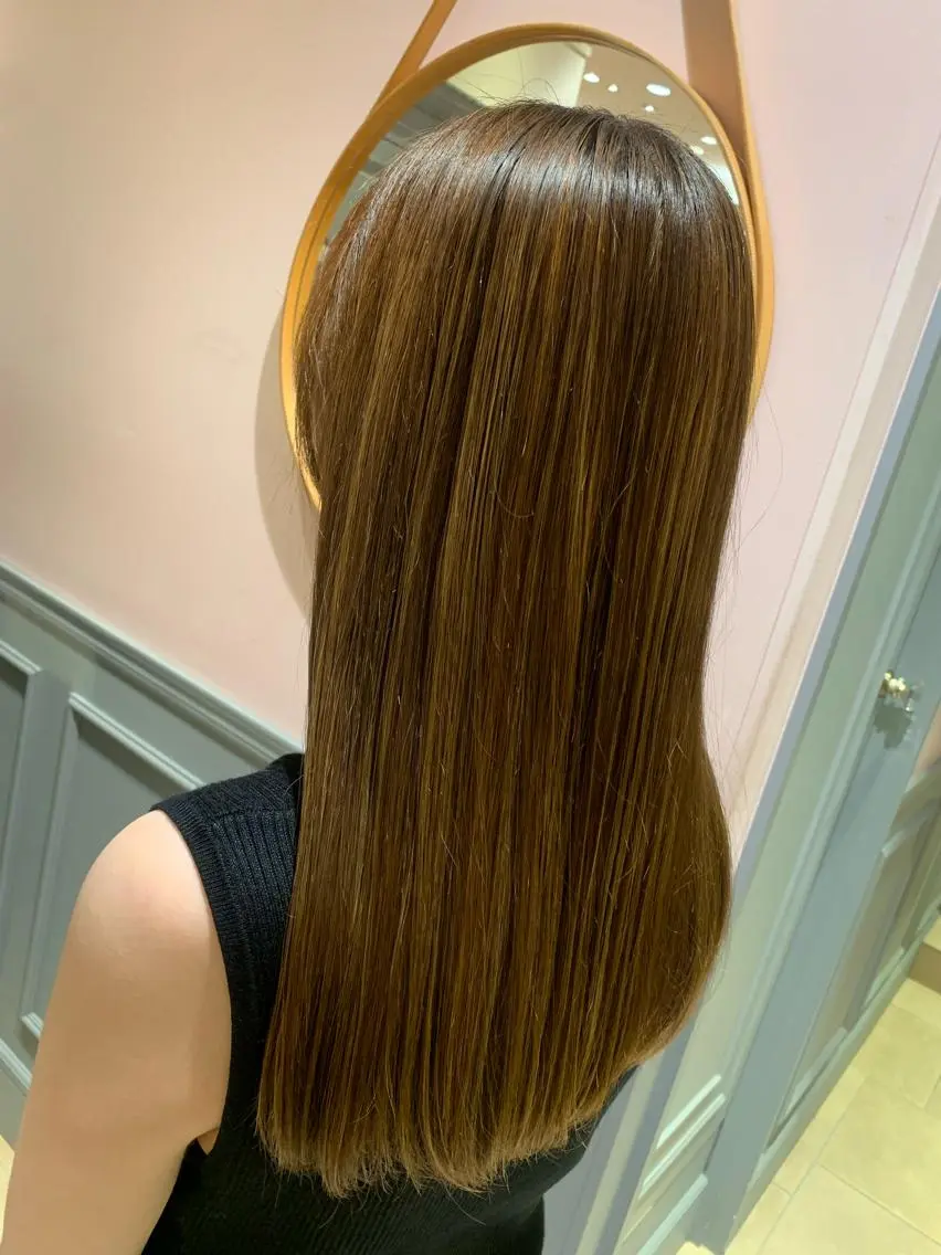 カラー ハイライトカラー 上野 七奈穂のヘアスタイル