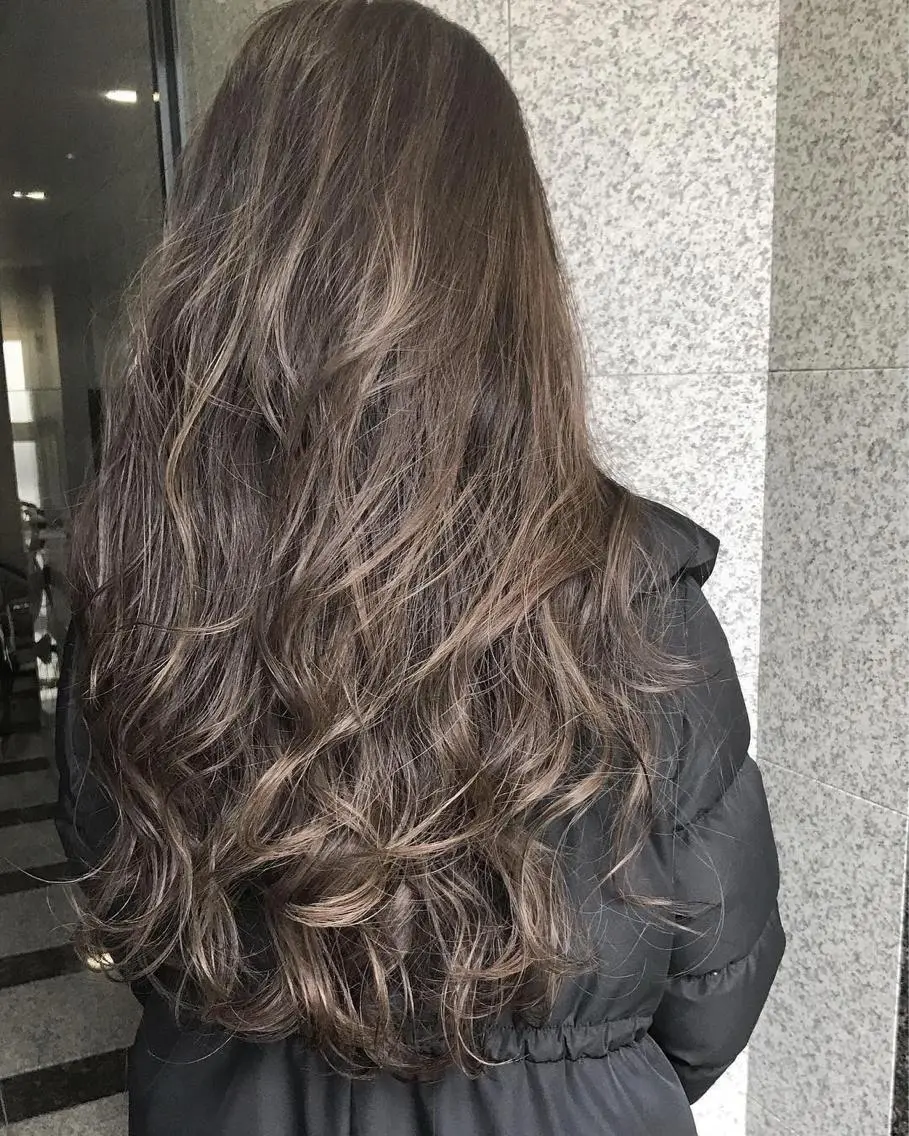 ロング カラー ハイライトカラー 外国人風カラー ハイライト ヘアカラー 八谷 将平のヘアスタイル