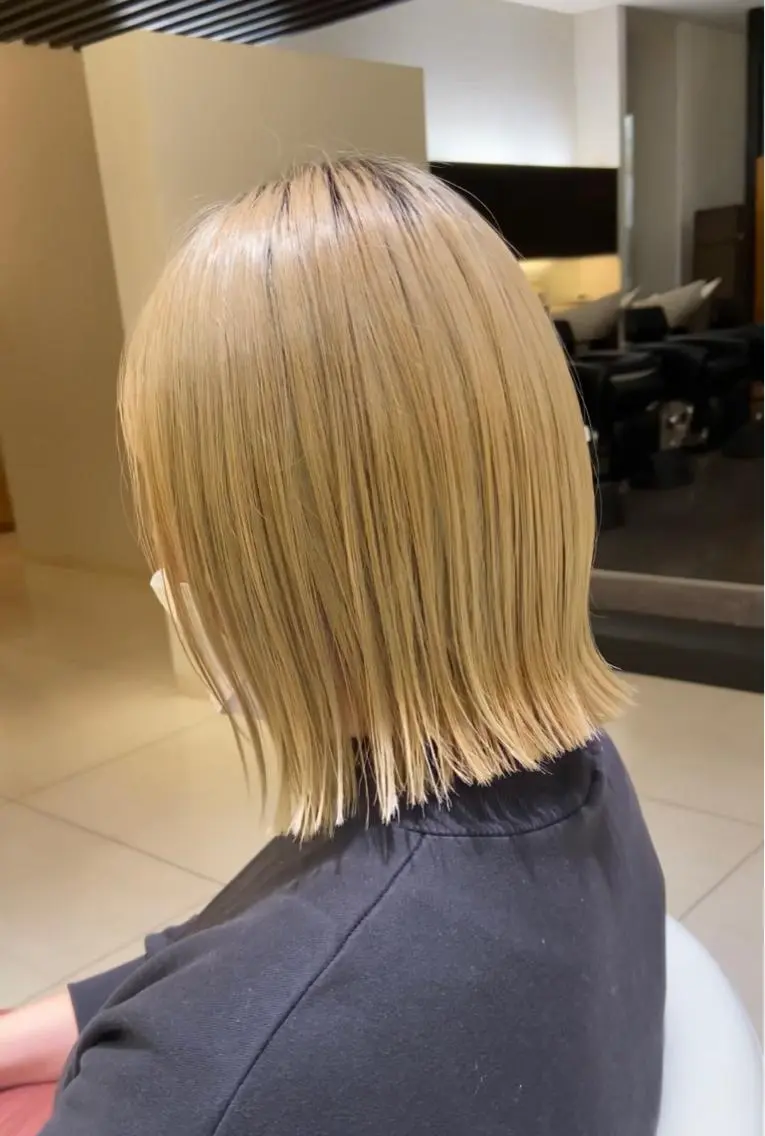 ミディアム 岡野 舜のヘアスタイル
