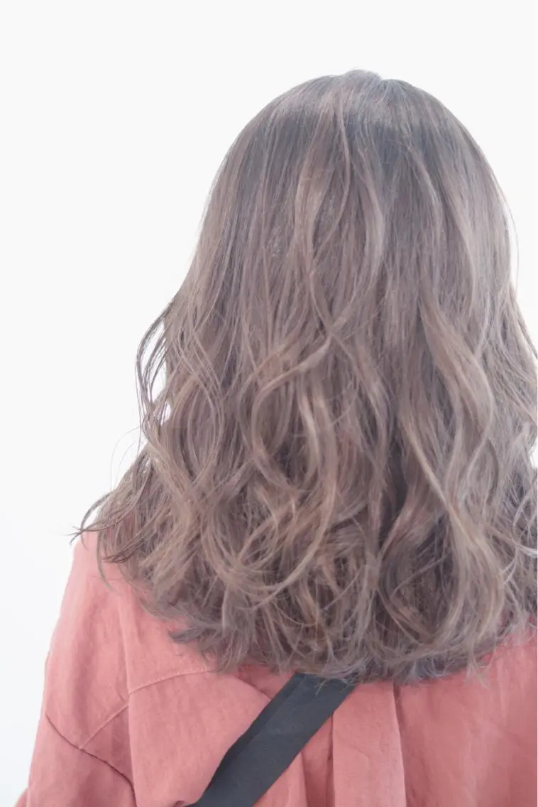 ミディアム カラー ベージュカラー ミルクティーベージュ 【完全マンツー 恵比寿】佐藤 翔のヘアスタイル
