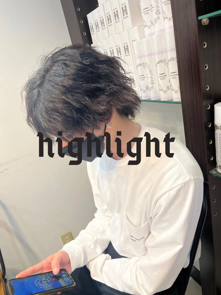 ショート カラー メンズ メンズブリーチ メンズハイライト メンズハイトーン メンズインナーカラー ブリーチ カット ヘアカラー トリートメント 🥇メンズパーマ /縮毛矯正/木村神心のヘアスタイル